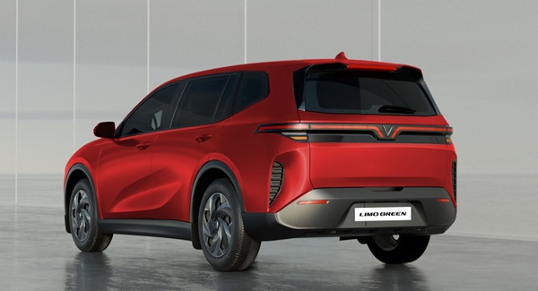 VinFast Limo Green – “Gà đẻ trứng vàng” của tài xế xe dịch vụ đa năng