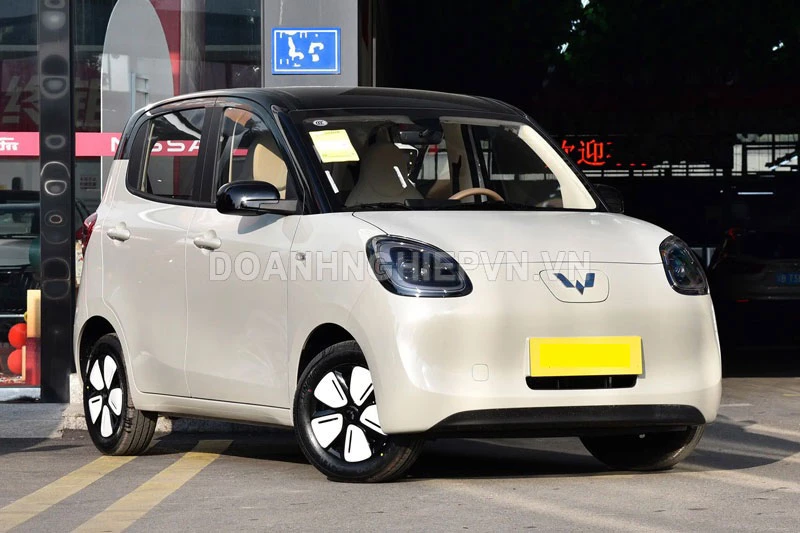 Wuling Hongguang Mini EV biến thể 4 cửa.