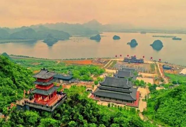 Tỉnh nào ở Việt Nam sở hữu ngôi chùa lớn nhất thế giới?