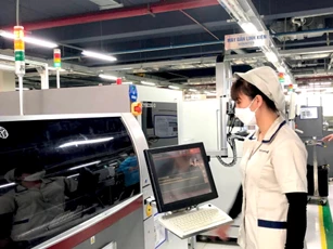 Xây dựng khung pháp lý toàn diện, rõ ràng cho ngành công nghiệp công nghệ số