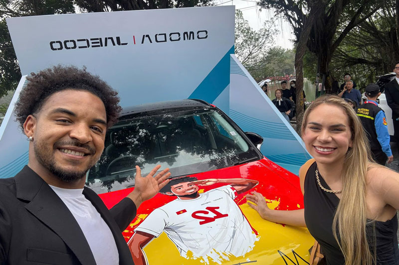 Đang dưỡng thương, Nguyễn Xuân Son vẫn có thêm hợp đồng 'béo bở'