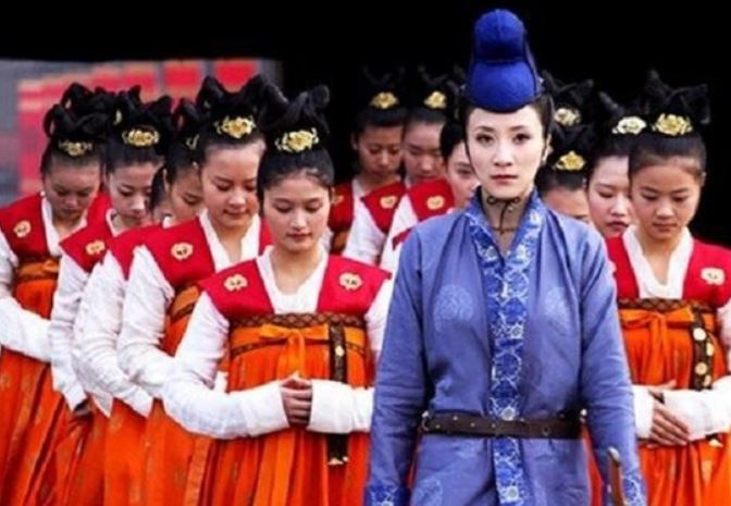 N&#x1EEF; th&#xE1;i gi&#xE1;m &#x2013; m&#x1ED9;t t&#x1EA5;m bi k&#x1ECB;ch th&#x1EA7;m l&#x1EB7;ng trong l&#x1ECB;ch s&#x1EED;, b&#x1ECB; qu&#xEA;n l&#xE3;ng gi&#x1EEF;a nh&#x1EEF;ng trang s&#x1EED; v&#xE0;ng son c&#x1EE7;a c&#xE1;c tri&#x1EC1;u &#x111;&#x1EA1;i phong ki&#x1EBF;n