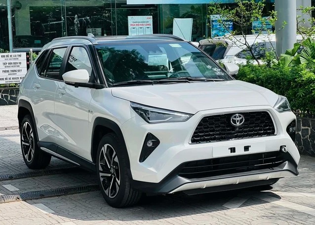 Loạt ô tô giảm giá trong tháng 3, cao nhất 250 triệu đồng