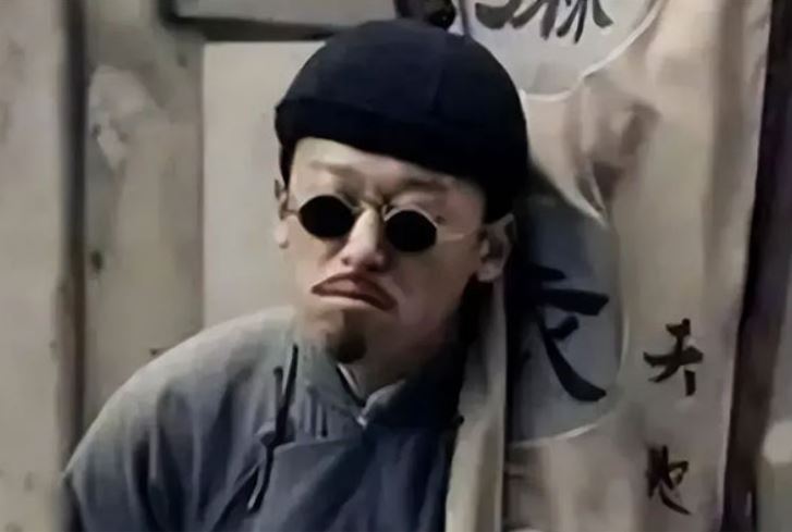 Bí ẩn đằng sau sự chính xác đáng ngờ của thầy bói, khoa học tâm lý hay phép màu?