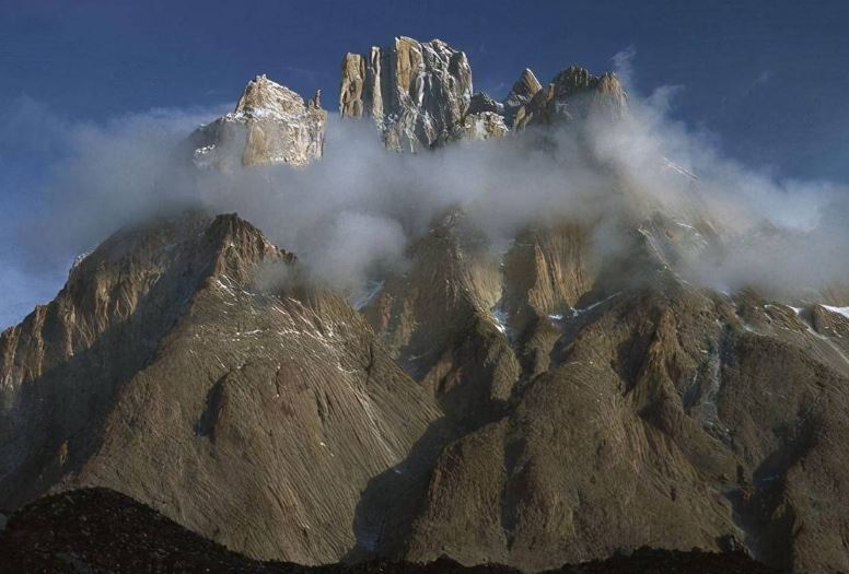 Ngọn núi bí ẩn nhất Trung Quốc, ai cũng từng nghe qua nhưng không ai biết nó ở đâu