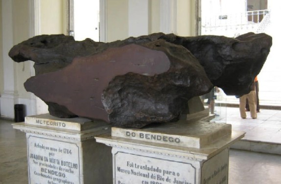 Bằng chứng sốc: Sao Hỏa từng dễ sống hơn Trái Đất ngày nay?