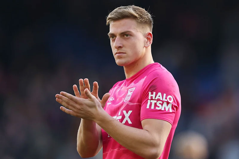 Man Utd nhảy vào cuộc đua giành chữ ký của ‘sát thủ vòng cấm’ người Anh