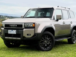 Chi tiết Toyota Land Cruiser Prado 2025 phiên bản 5 chỗ, giá hơn 1,1 tỷ đồng