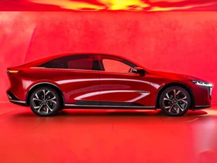 Mazda 6e 2025 trình làng: Công suất 258 mã lực, phạm vi hoạt động 555 km/lần sạc