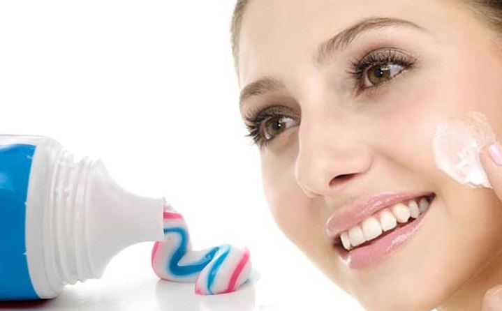 Kem &#x111;&#xE1;nh r&#x103;ng kh&#xF4;ng ch&#x1EC9; &#x111;&#x1EC3; &#x111;&#xE1;nh r&#x103;ng, m&#xE0; c&#xF2;n c&#xF3; nhi&#x1EC1;u c&#xF4;ng d&#x1EE5;ng b&#x1EA5;t ng&#x1EDD; kh&#xE1;c, &#x111;&#x1ECD;c ngay h&#xF4;m nay &#x111;&#x1EC3; bi&#x1EBF;t &#x1EE9;ng d&#x1EE5;ng