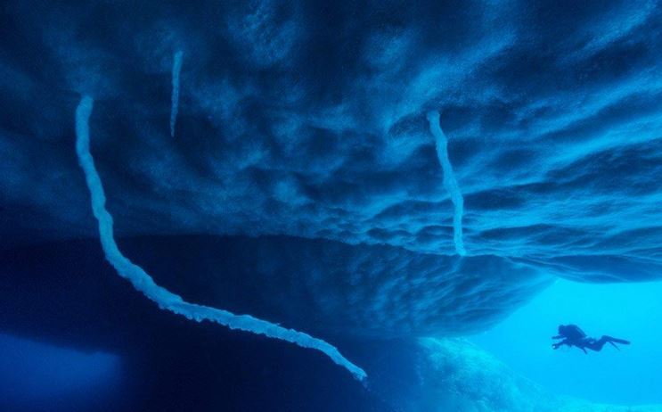 Bí ẩn về 'Ngón tay tử thần' – Cột băng chết chóc có khả năng đóng băng mọi thứ trong tích tắc