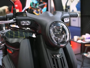 Xe số 150cc, ngoại hình đẹp như Honda Super Cub, giá ‘hạt dẻ’