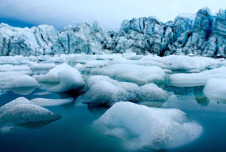 Con ng&#x1B0;&#x1EDD;i v&#xE0; Tr&#xE1;i &#x110;&#x1EA5;t s&#x1EBD; ra sao n&#x1EBF;u to&#xE0;n b&#x1ED9; s&#xF4;ng b&#x103;ng tr&#xEA;n h&#xE0;nh tinh xanh tan ch&#x1EA3;y h&#x1EBF;t?