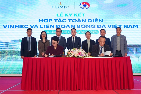 Vinmec v&#xE0; VFF h&#x1EE3;p t&#xE1;c chi&#x1EBF;n l&#x1B0;&#x1EE3;c n&#xE2;ng cao ch&#x1EA5;t l&#x1B0;&#x1EE3;ng y h&#x1ECD;c th&#x1EC3; thao
