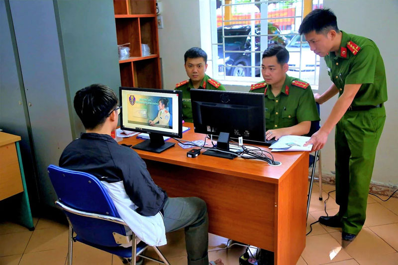 35 thủ tục hành chính ngay có thể làm tại công an xã, mọi người nên biết