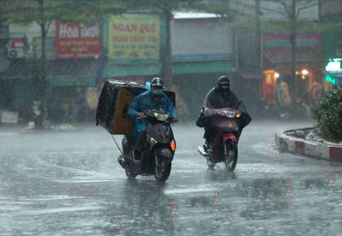 Dự báo thời tiết toàn quốc ngày 10/4: Nắng ấm ở Bắc Bộ, mưa dông cục bộ tại Nam Bộ