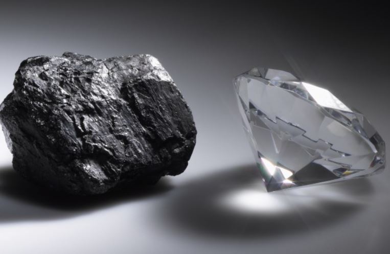 Vì sao than đá rẻ còn kim cương lại đắt dù đều là carbon?