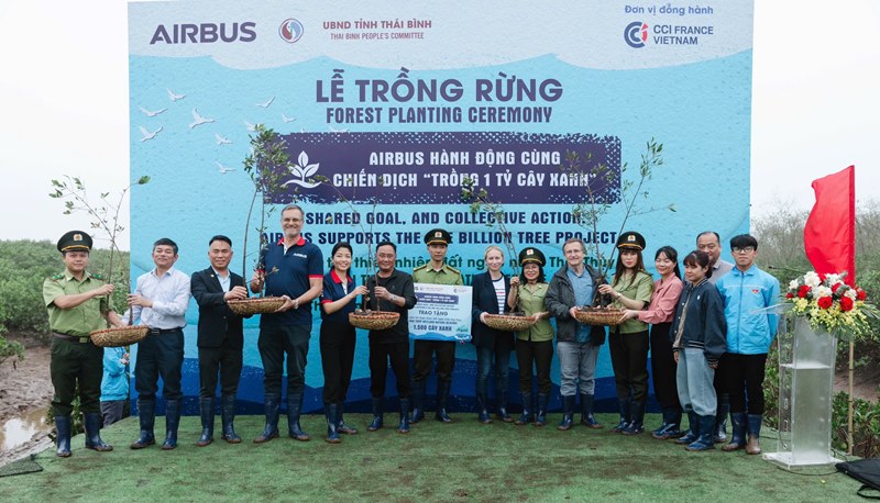 Hưởng ứng chiến dịch “Trồng 1 tỷ cây xanh” phục hồi hệ sinh thái