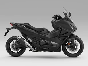 Chiêm ngưỡng vẻ đẹp của ‘vua xe ga’ Honda Forza 750 2025, giá ngang xe hơi