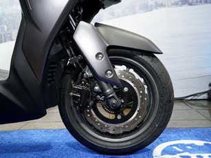 Xe tay ga Yamaha 155cc, trang bị hiện đại, giá gần 92 triệu đồng, so kè cùng Honda SH