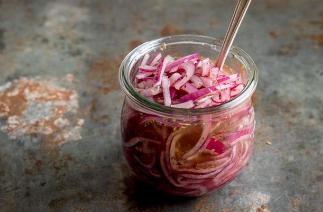 Hành tím – Loại gia vị dân dã giúp bổ máu, ngừa ung thư, tăng cường sức khỏe toàn diện