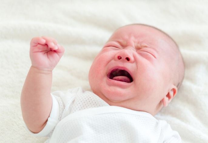 Tại sao trẻ nhỏ lại hay khóc?
