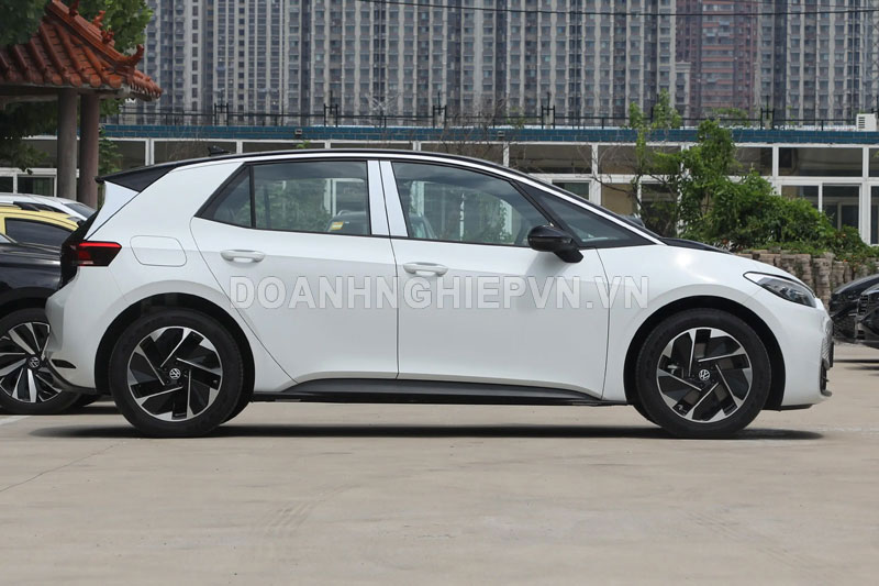 Xe hatchback đẹp long lanh, công suất 168 mã lực, giá ngang Kia Morning, Hyundai Grand i10