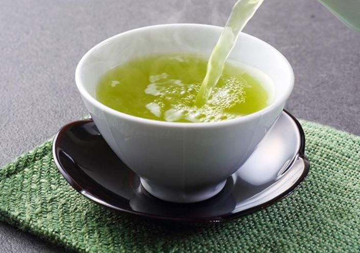 Chuyện gì xảy ra với cơ thể nếu chúng ta uống trà xanh mỗi ngày?