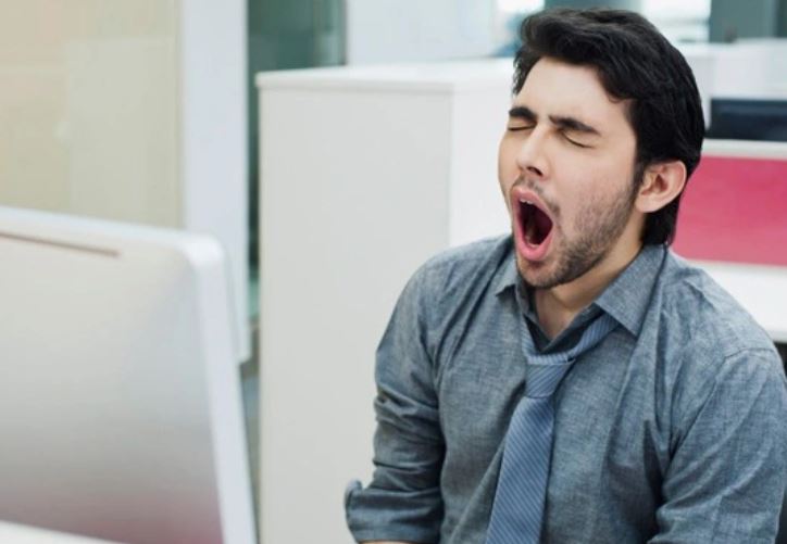 Tại sao khi ngáp lại chảy nước mắt