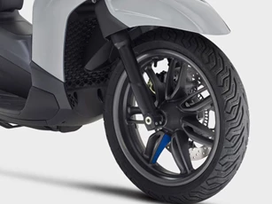 Xe tay ga Ý thiết kế sang chảnh, trang bị hiện đại, giá hấp dẫn, cạnh tranh với Honda SH