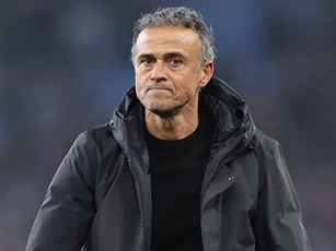 HLV Luis Enrique bật mí kế hoạch đối đầu Arsenal: Không ngán bóng chết, PSG còn có chiêu riêng