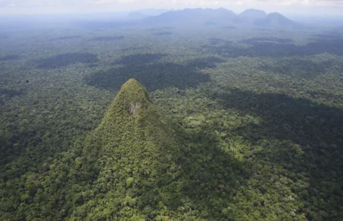 El Cono: Kim tự tháp thiêng bí ẩn ẩn sâu trong rừng rậm Amazon