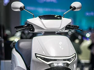 Cận cảnh ‘Honda Lead phiên bản chạy điện’ sắp lên kệ tại Việt Nam