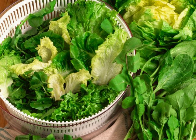 Cơ thể sẽ ra sao nếu bạn thường xuyên ăn rau sống?