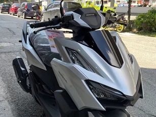 ‘Vua xe tay ga’ Honda 157cc, thiết kế cá tính, phanh ABS, giá gần 60 triệu đồng