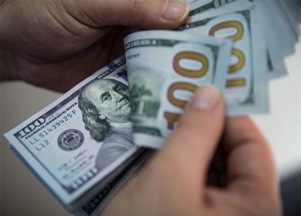 Giá ngoại tệ ngày 3/5/2025: USD đảo chiều giảm