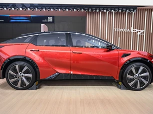 ‘Soi’ xe gầm cao Toyota thiết kế siêu đẹp, công suất 268 mã lực, giá thấp hơn Raize