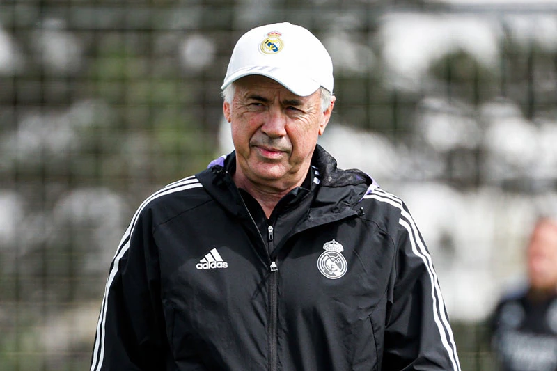 HLV Ancelotti sắp chia tay Real. HLV Ancelotti sắp chia tay Real.