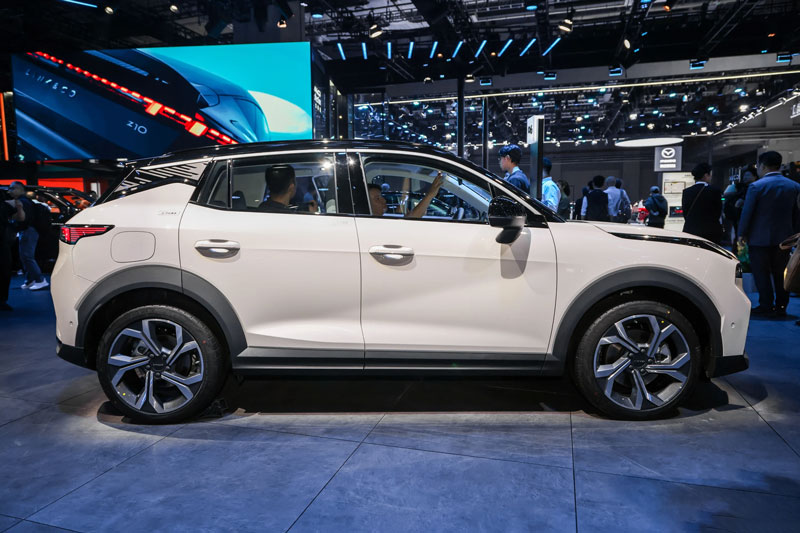 SUV hạng B công suất 299 mã lực, giá ngang Kia Sonet, cạnh tranh cùng Toyota Yaris Cross