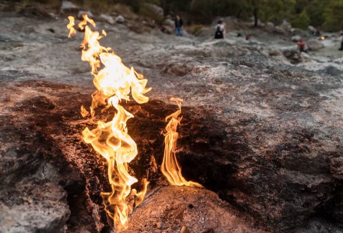 Bí ẩn ngọn núi có lửa cháy không bao giờ tắt ở Thổ Nhĩ Kỳ
