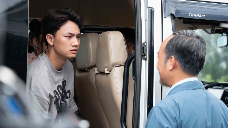 Lắng lòng với 8 bài học sâu cay nhất từ "Lật Mặt 8" của Lý Hải