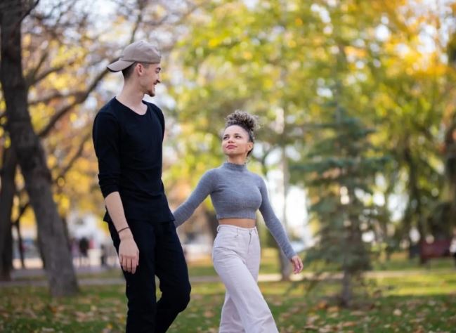 Giải mã nguyên nhân nam giới thường cao hơn nữ giới