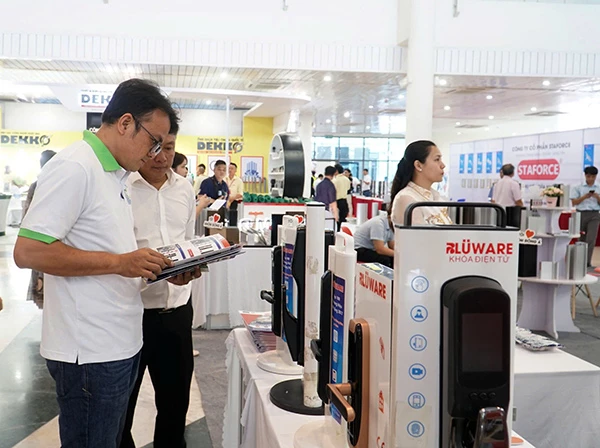 Triển lãm quốc tế Vietbuild tại Đà Nẵng thu hút nhiều sự quan tâm. Triển lãm quốc tế Vietbuild tại Đà Nẵng thu hút nhiều sự quan tâm.