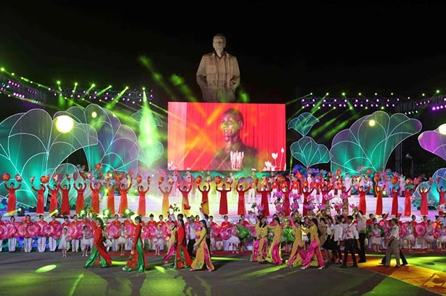 Lễ hội làng sen Lễ hội làng sen