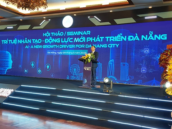Phó Chủ tịch Thường trực UBND TP Đà Nẵng Hồ Kỳ Minh phát biểu tại hội thảo. Phó Chủ tịch Thường trực UBND TP Đà Nẵng Hồ Kỳ Minh phát biểu tại hội thảo.