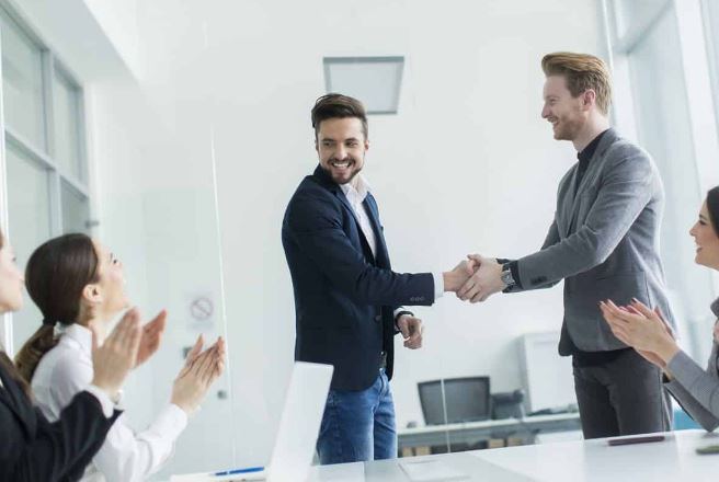 Muốn thăng tiến sự nghiệp? Đây là 9 kỹ năng bạn cần nâng cấp ngay tại nơi làm việc