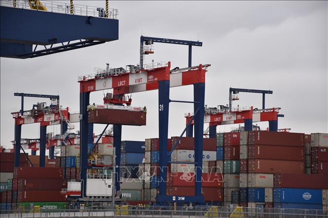 Mỹ - Trung nhất trí cùng giảm mạnh thuế quan đánh vào hàng hoá của nhau
