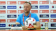 Trước trận chung kết Shopee Cup, HLV Polking dè chừng Buriram United