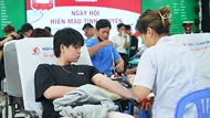Sẻ chia yêu thương cùng Ngày hội hiến máu lần thứ 42 của Đại học Đông Á