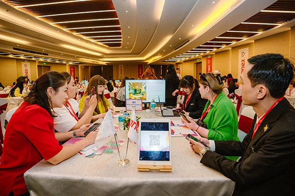 Hội thảo B2B giữa các đối tác khách sạn của Anex Việt Nam ở Nha Trang – Phan Thiết – Phú Quốc – Đà Nẵng với 100 đại lý bán hàng hàng đầu từ Kazakhstan và các nước CIS. Hội thảo B2B giữa các đối tác khách sạn của Anex Việt Nam ở Nha Trang – Phan Thiết – Phú Quốc – Đà Nẵng với 100 đại lý bán hàng hàng đầu từ Kazakhstan và các nước CIS.